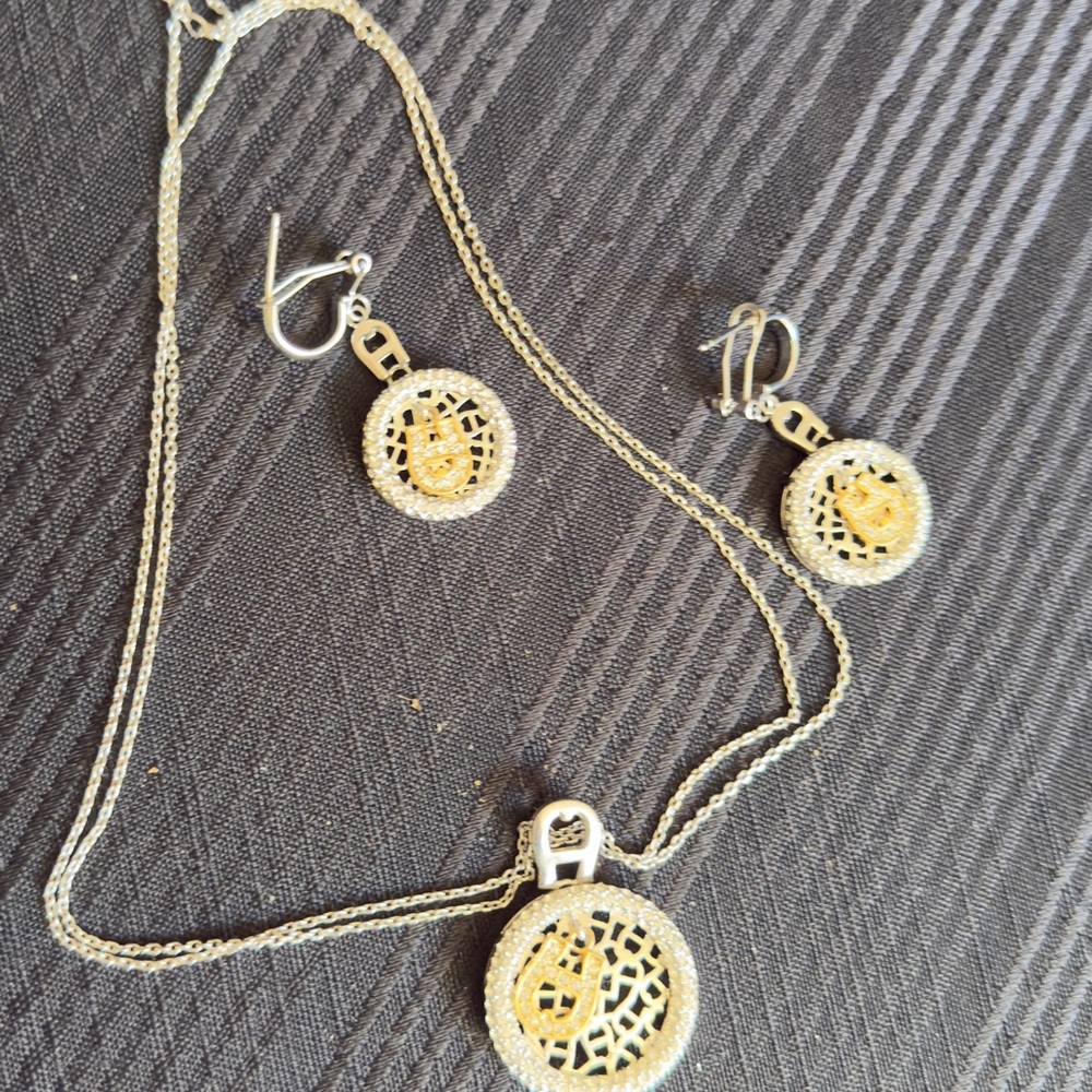 Beautiful jewelry set